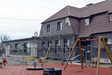Trwa wielka modernizacja Szkoły Podstawowej w Białołęce. Będą pompy ciepła i fotowoltaika