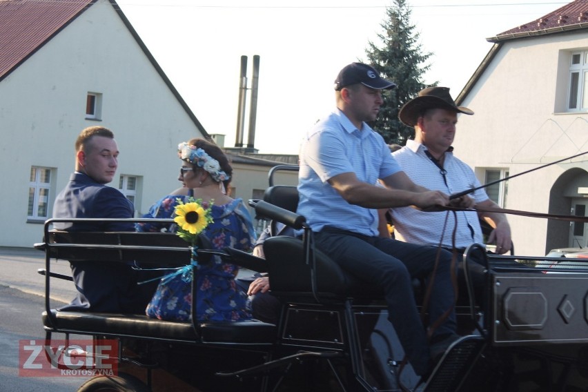 Dożynki wiejskie w Roszkach [ZDJĘCIA]                            