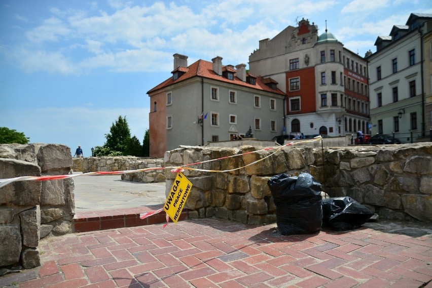 Remont placu Po Farze. Naprawa potrwa do końca czerwca (ZDJĘCIA)