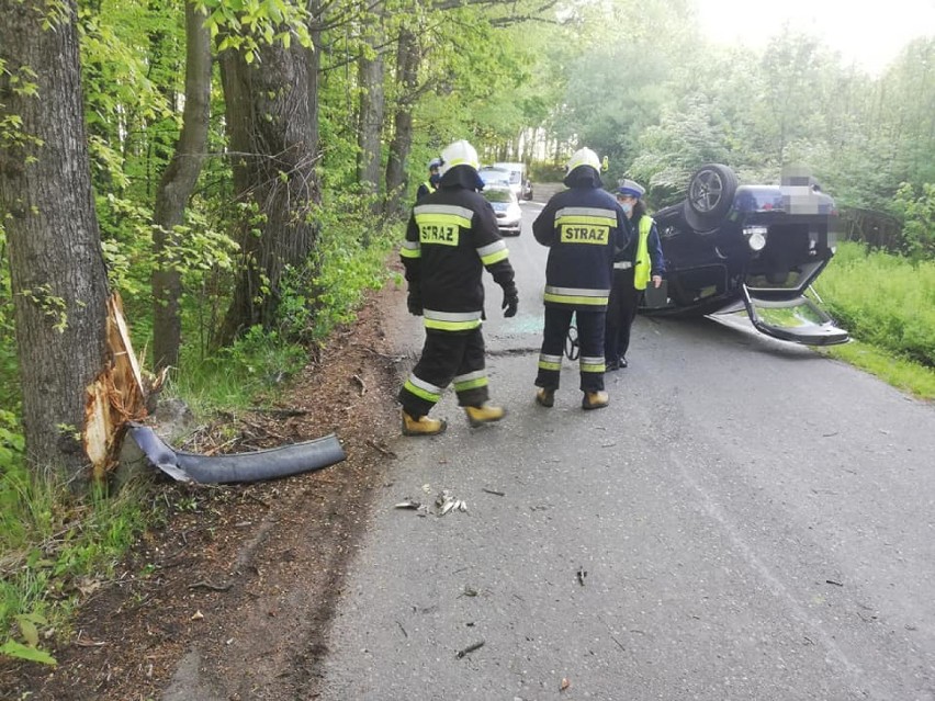 W Łące kierowca zbiegł z miejsca zdarzenia.