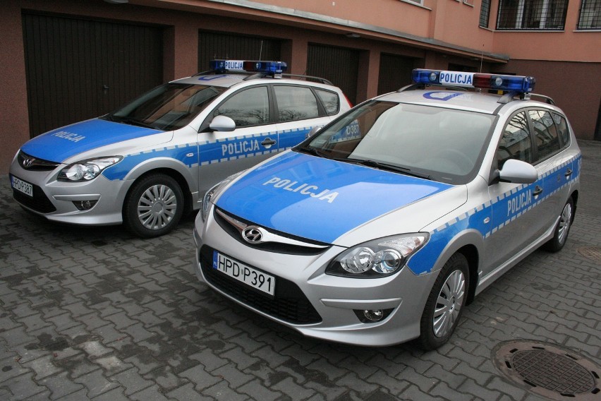 Puławska policja ma nowe radiowozy (foto)