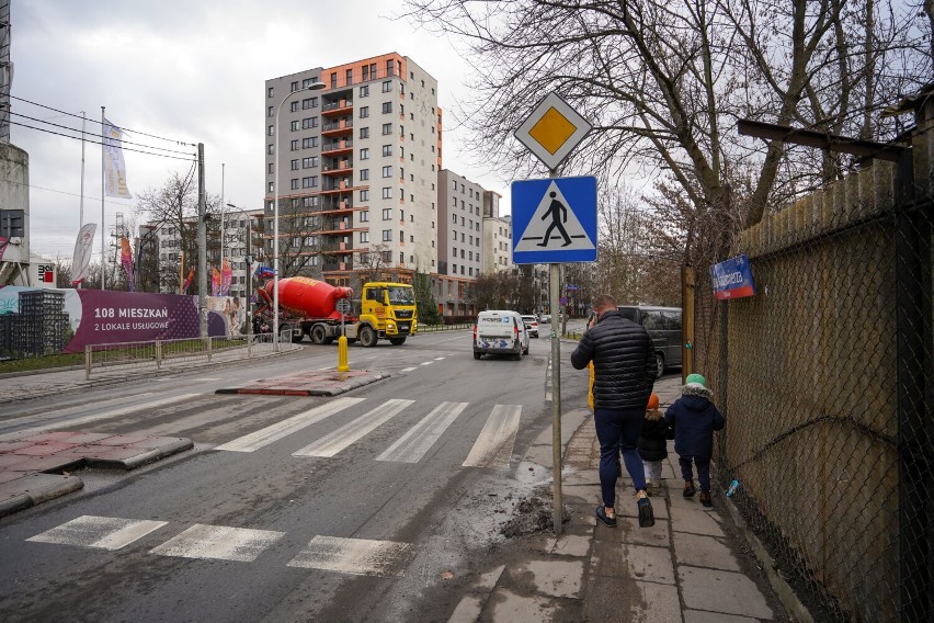 Zarząd Dróg Miejskich poinformował o ofertach, które...