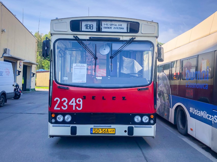 Taki autobus możemy spotkać co weekend w Sosnowcu. Jeśli go...