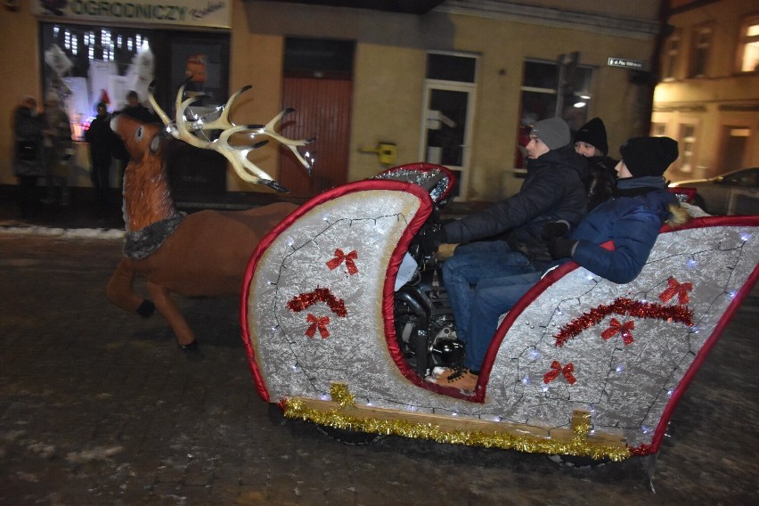Fotorelacja z jarmarku bożonarodzeniowego 2021 w Łabiszynie