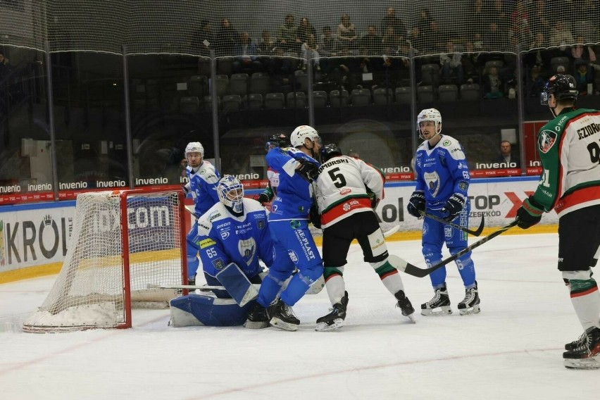 Czwarty mecz hokejowego półfinału: GKS Tychy - Re-Plast Unia Oświęcim 2:3 po dogrywce