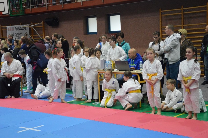 "Elektryk" w Wejherowie gospodarzem Pomorskiego Turnieju w Karate Tradycyjnym. KK Wejherowo z 56 medalami [ZDJĘCIA]