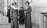Taka moda królowała na ulicach Kielc 100 lat temu. Zobacz niesamowite archiwalne fotografie