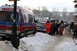 Potrącenie pieszej przy targowisku na Świętokrzyskiej w Olkuszu? Kobieta została zabrana do szpitala na badania. Wiemy co się stało