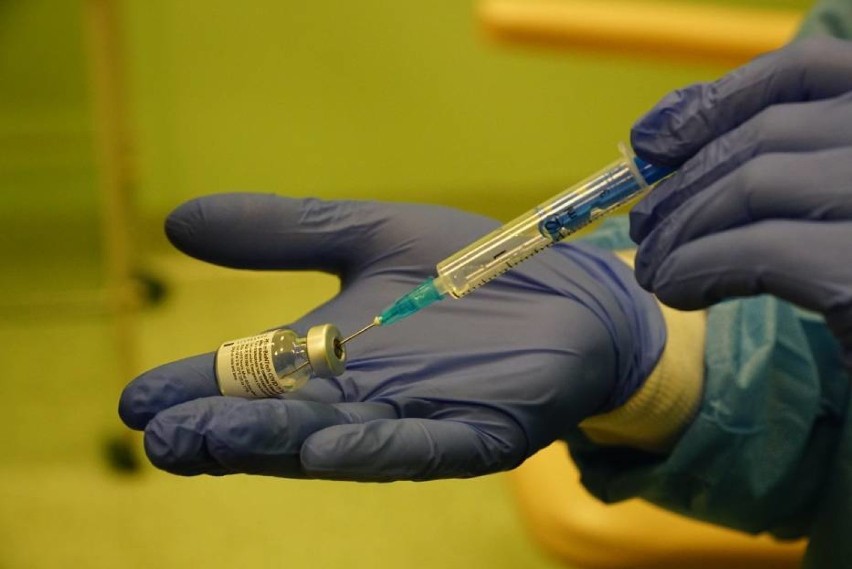 W hali Olimpia w Górze ma powstać masowy punkt szczepień przeciwko koronawirusowi. Będzie to jedyne takie miejsce w powiecie