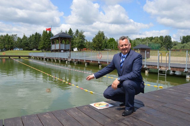 - Największe zanieczyszczenie jest w strefie kąpielowej - podkreśla Kazimierz Gizicki, wiceburmistrz