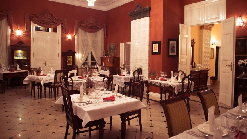 2. Restauracja Carska Białowieża