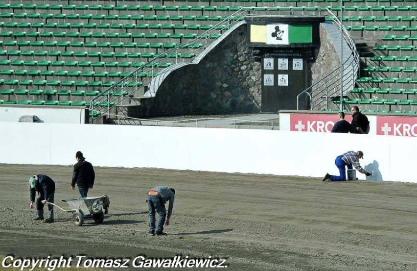 Trwają przygotowania do sezonu żużlowego na stadionie przy W 69 [ZDJĘCIA] 