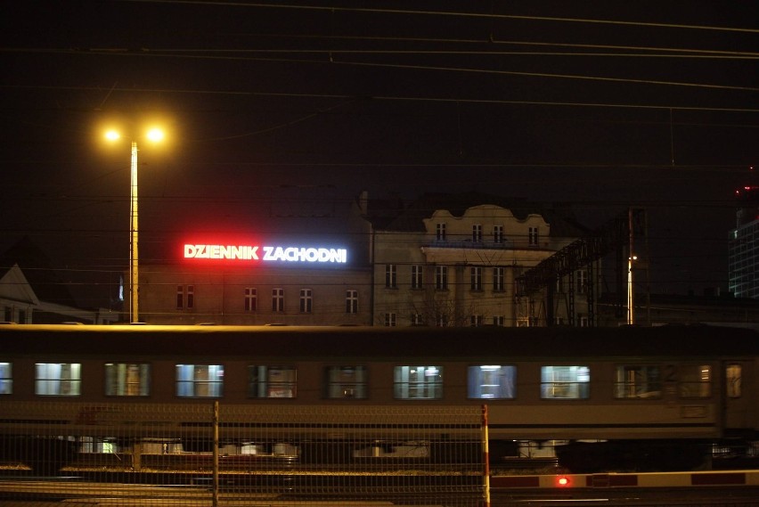Neon Dziennika Zachodniego w Katowicach