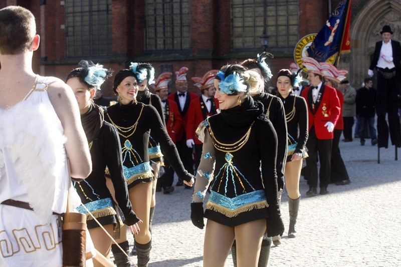 Legnica: Korowód miłości(ZDJĘCIA)