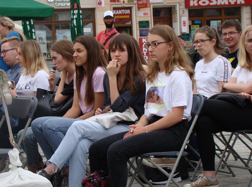 Wystawa na Rynku w Oświęcimiu w 40. rocznicę wizyty Jana Pawła II