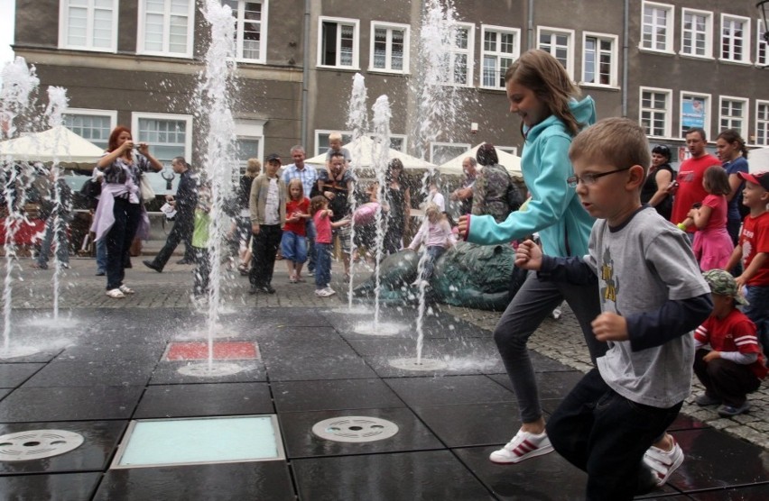 Trójmiasto: Niebezpieczna woda w miejskich fontannach. Nikt jej nie kontroluje - można zachorować