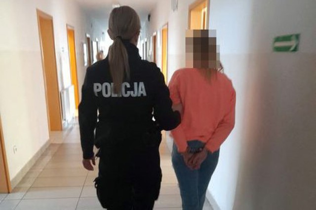 Policjanci jechali, by pomóc, tymczasem akcja zakończyła się zatrzymaniem dwóch osób.