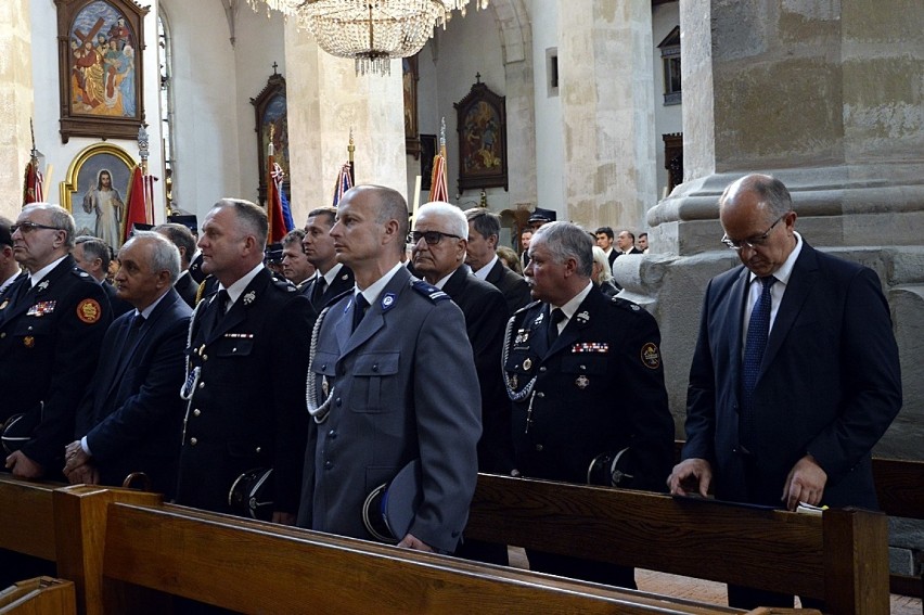 Gorlice. Druhowie z OSP podziękowali za sprzęt wartości wielu milonów złotych [ZDJĘCIA]