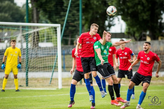 Chemik Bydgoszcz (czerwone koszulki) pokonał w sobotę Start Pruszcz