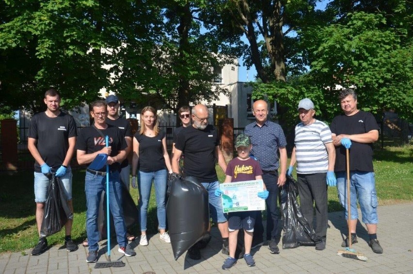 Akcja "Otoczenie ma znaczenie" w Rypinie. Mieszkańcy posprzątali powiat rypiński. Zobacz zdjęcia