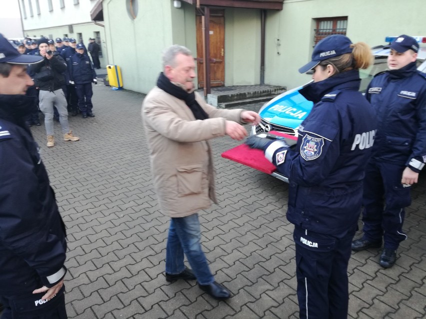 Policja w Kaliszu otrzymała nowe radiowozy
