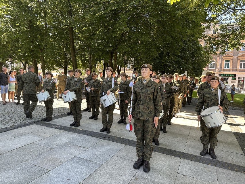 Dwie radomskie zawodowe orkiestry wojskowe uświetniły obchody Święta Wojska Polskiego. Zobaczcie zdjęcia