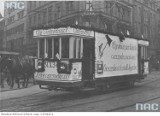 Archiwalne fotografie tramwajów. Reklamy były nawet na przedwojennych wagonach!