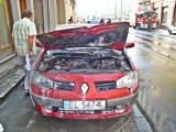 Samochód stanął w ogniu na Pomorskiej w Łodzi