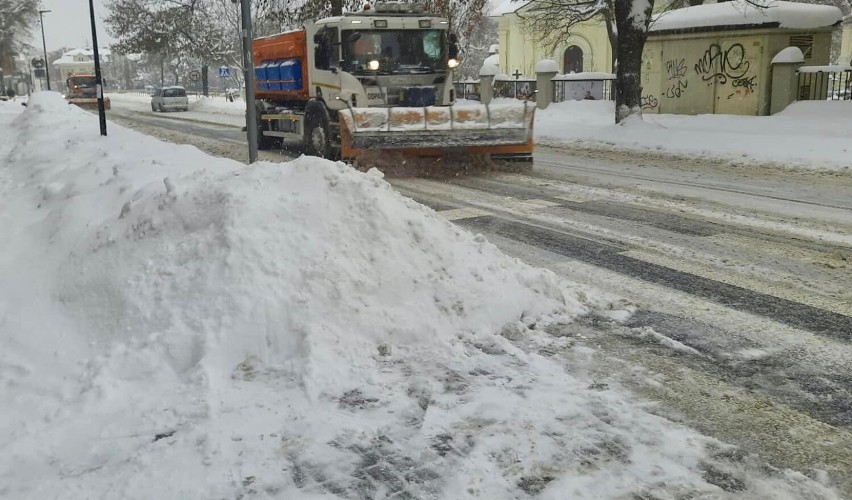 Chełm. Jest bardzo ślisko. Lepiej nie wychodzić z domu