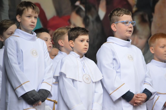 Rocznica Pierwszej Komunii Św. w parafii Narodzenia NMP przy ul. Kościuszki w Bełchatowie