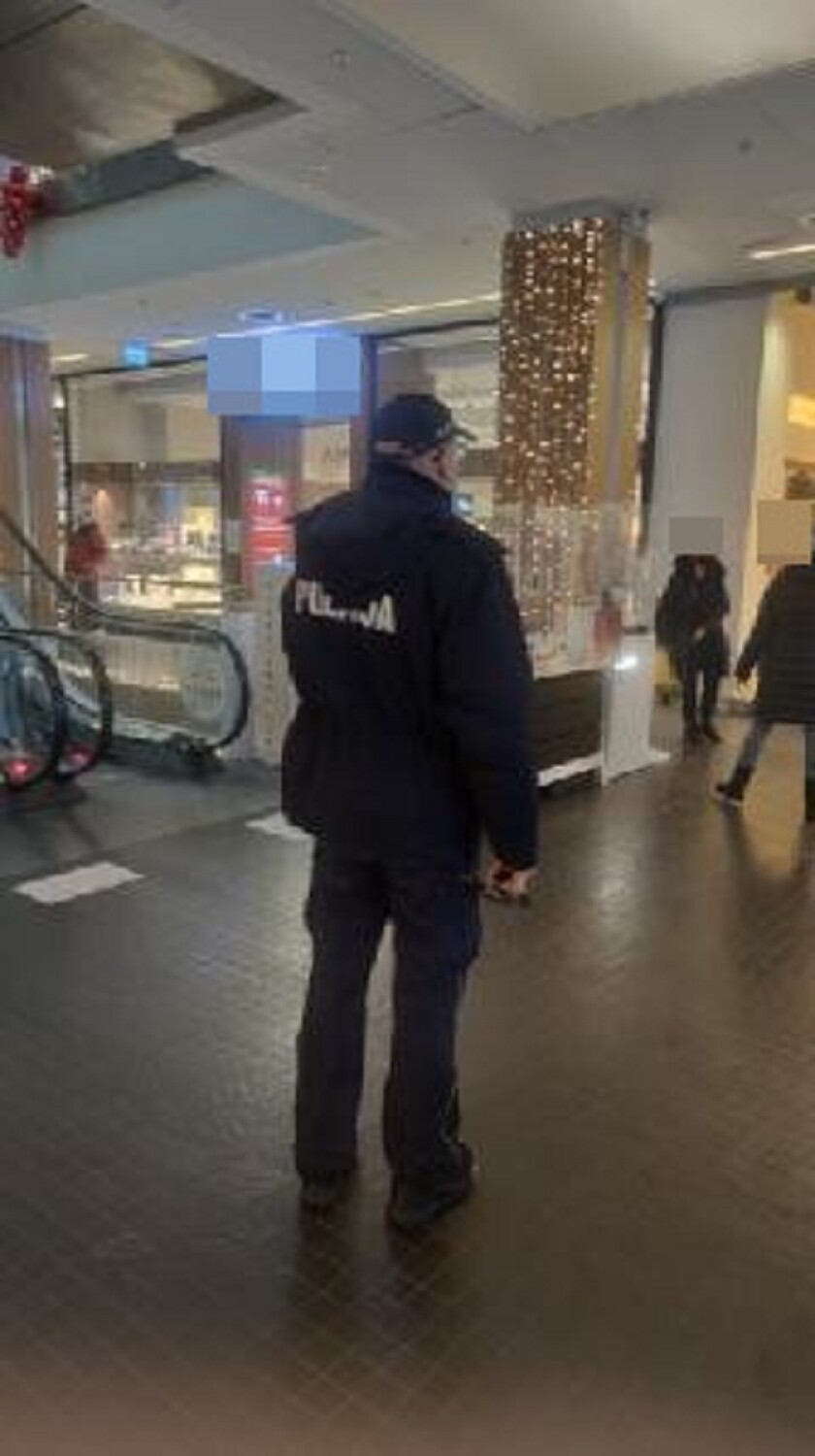 Policjanci z Włocławka kontrolują przestrzeganie przepisów...