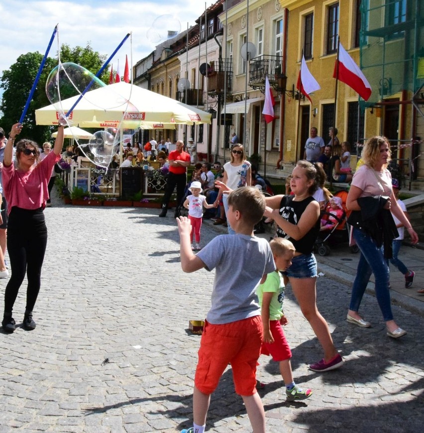 Niedziela w Sandomierzu pod znakiem atrakcji i truskawek