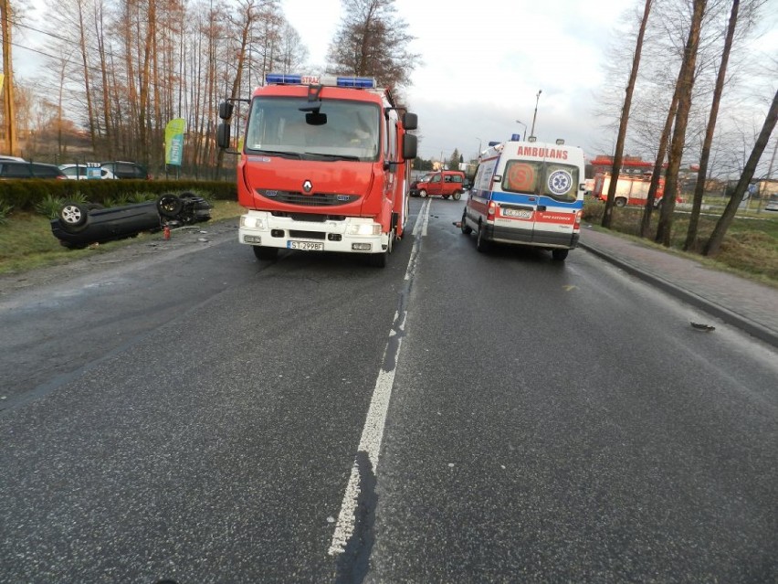 Wypadek w Imielinie:  Nie żyje 22-latek