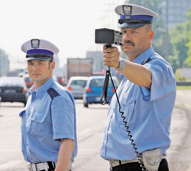 Ponad 40 mandatów wlepili policjanci już pierwszego dnia akcji "Bezpieczna droga do szkoły".