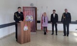 Olkusz. Komenda Powiatowa Straży Pożarnej ma nowego komendanta. Został nim młodszy brygadier Piotr Pandel. ZDJĘCIA