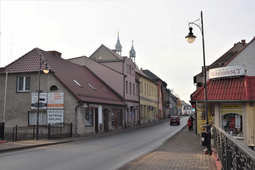 Zbąszyń przed świętami Bożego Narodzenia. Jak nasze miasto do świąt się (nie)stroi? [Zdjęcia]                