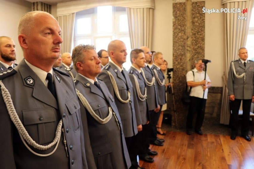 Policjanci z Żor odebrali awanse z okazji Święta Policji [ZDJĘCIA]