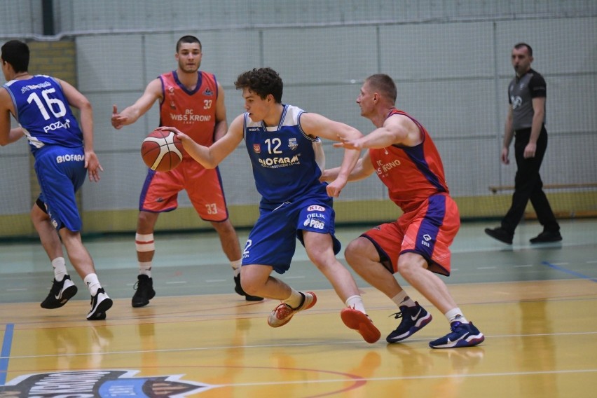 Koszykarze BC Swiss Krono bez problemu pokonali juniorów z Basket Poznań. To zwycięstwo było im potrzebne