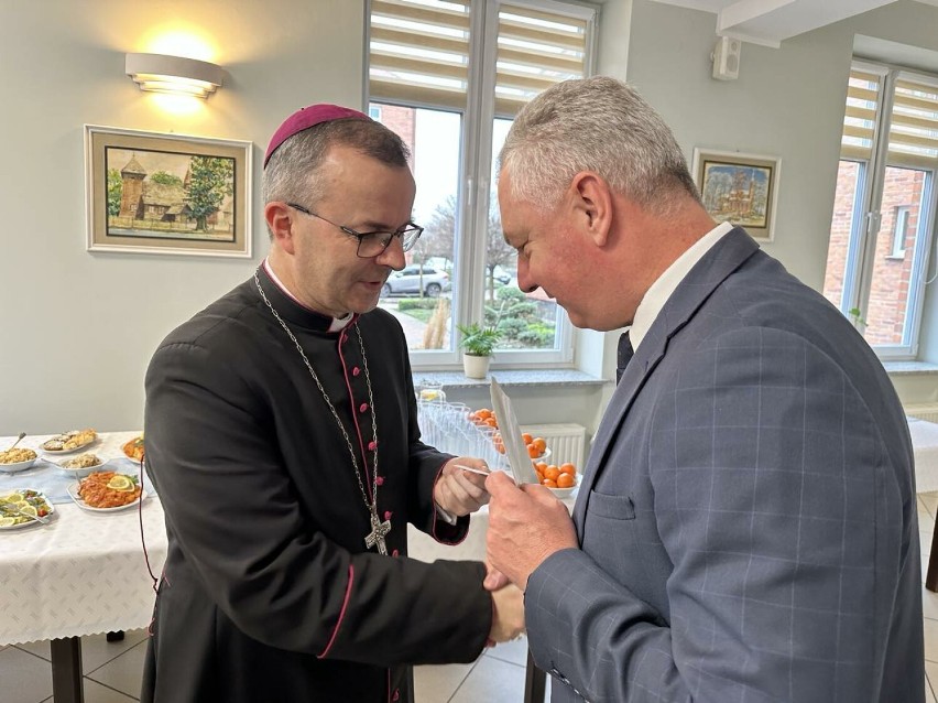 Burmistrz Błaszek na świątecznym spotkaniu u biskupa Damiana...