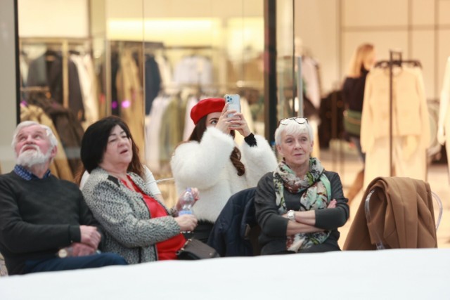 Pokaz mody w Galerii Kazimierz. Zobaczcie kreacje w galerii zdjęć