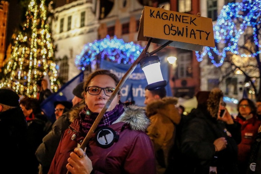 Protest przeciwko reformie edukacji PiS w Gdańsku