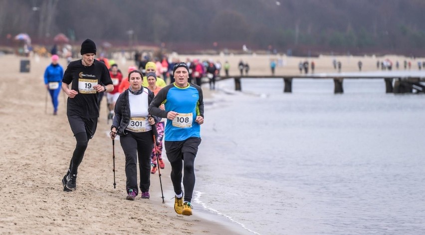 Bieg przełajowy na 4 i 8 km oraz chód nordic walking na 8 km...