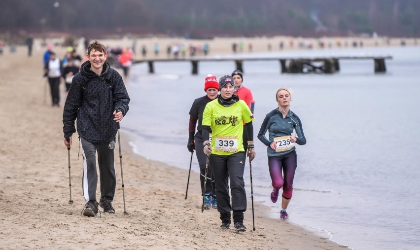 Bieg przełajowy na 4 i 8 km oraz chód nordic walking na 8 km...