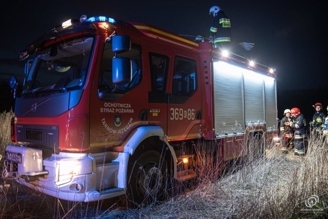 Pożar traw w rejonie ulicy Ablewicza w Tarnowie