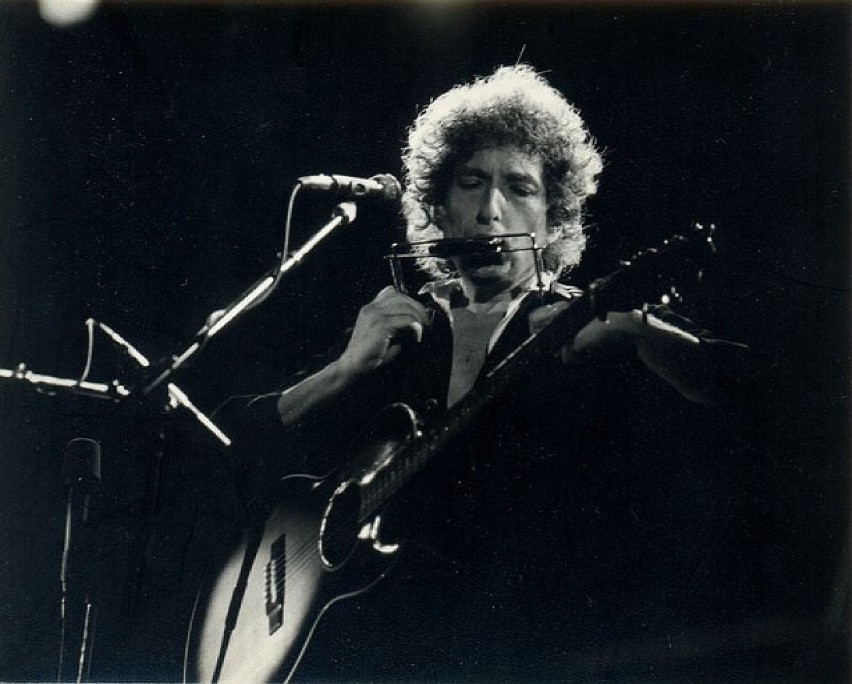Bob Dylan - "Shadows in the Night"