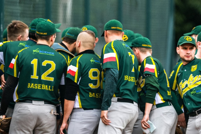 W Osielsku rozegrano dwa mecze ekstraligi baseballu. Dęby...