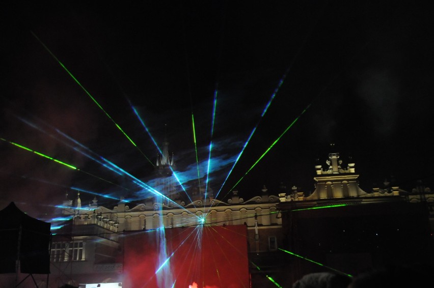 Tak wygląda pokaz laserowy w Krakowie