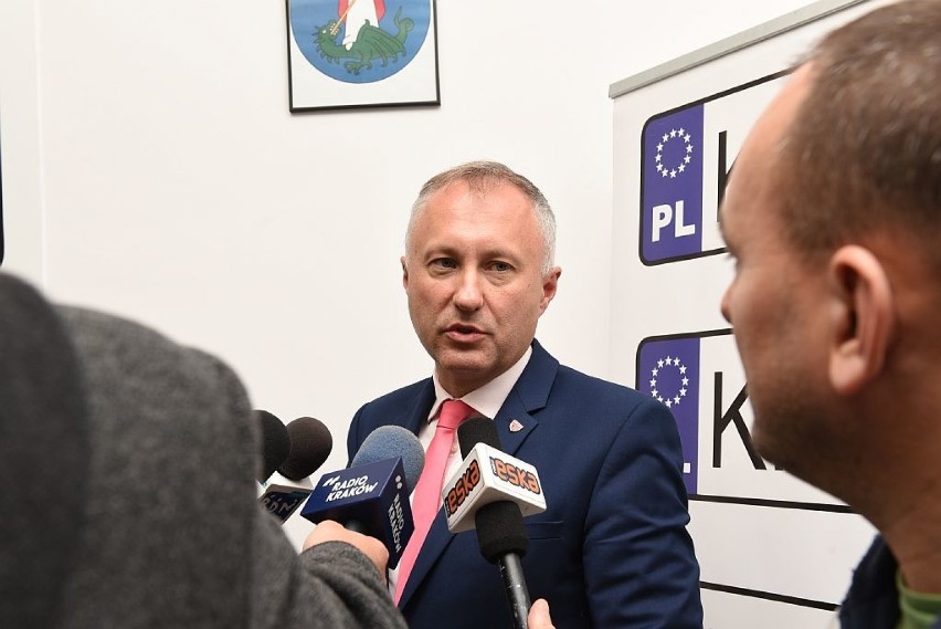 Wybory 2018. Nowy Sącz. Ludomir Handzel czeka na wynik wyborów