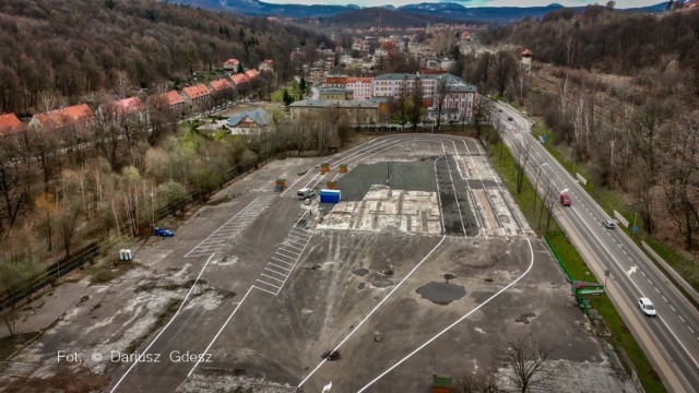 W poniedziałek rusza w Wałbrzychu ogromny punkt szczepień na koronawirusa drive-thru