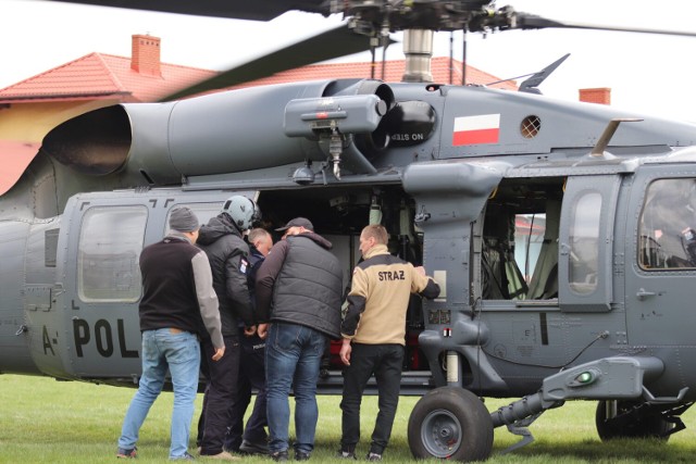 Do poszukiwań Zofii Cichockiej - Gapińskiej włączono policyjnego Blac Hawka, a strażacy przeczesują Pilicę